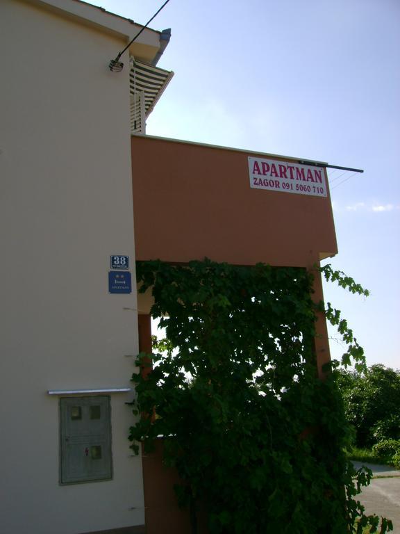 Apartment Zagor Kaštela Habitación foto